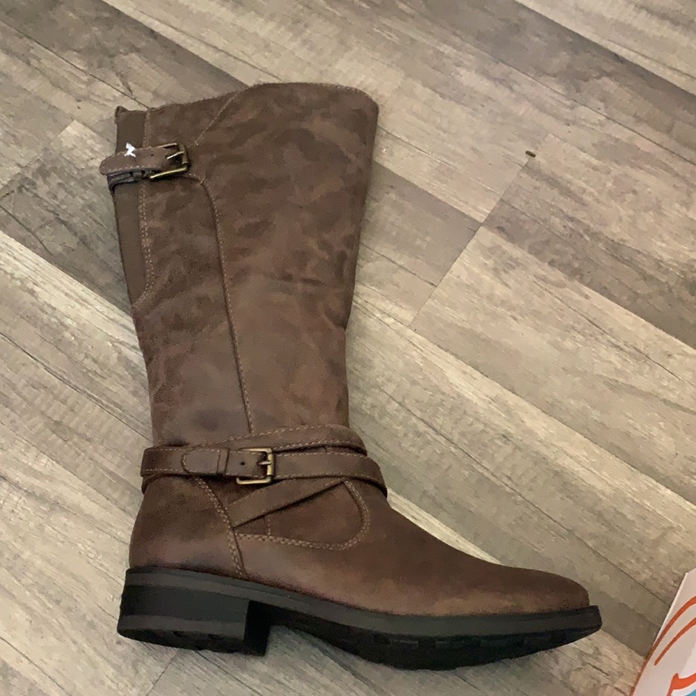 BareTraps Alysha Wide Calf Knee High BootsMushroom - Picture 5 of 6